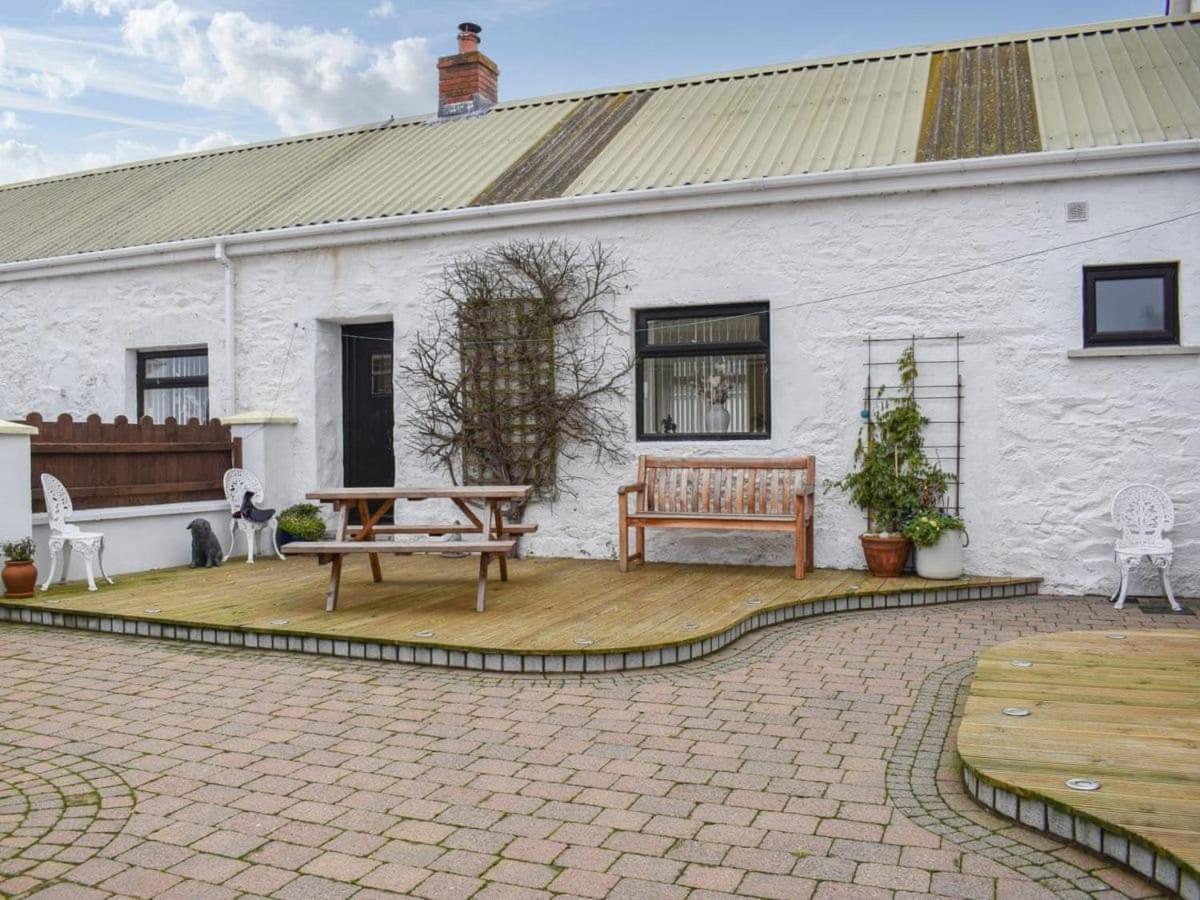 Rose Cottage Captivating 1-Bed Cottage In Bangor Eksteriør billede