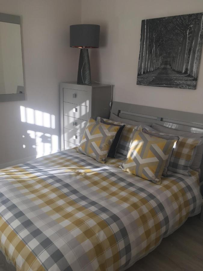 Rose Cottage Captivating 1-Bed Cottage In Bangor Eksteriør billede